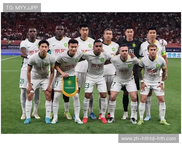 霸中超联赛排名：霸占中超联赛榜首的球队与赛季表现